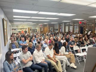 L'Chaim Center Jewish community gathering in Deerfield IL on Chicago's North Shore